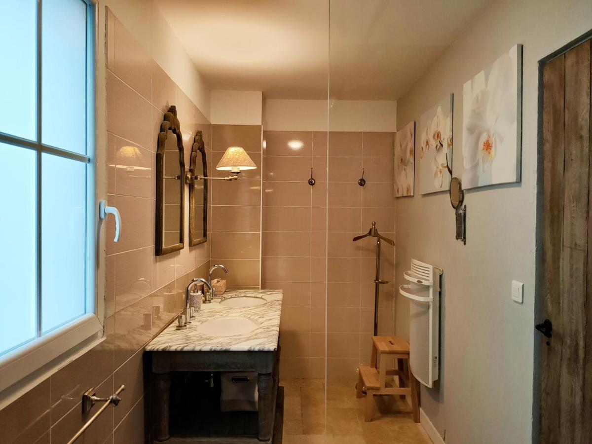 Le Clos Bel Ami Chambre D'Hotes Avec Piscine Bec-de-Mortagne Exteriör bild